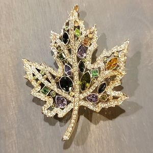 Vintage Costume Brooch